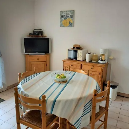 Saint-palais-sur-mer, 2 Pieces, 4 Personnes - Fr-1-305a-30 Apartment Saint-Palais-sur-Mer
